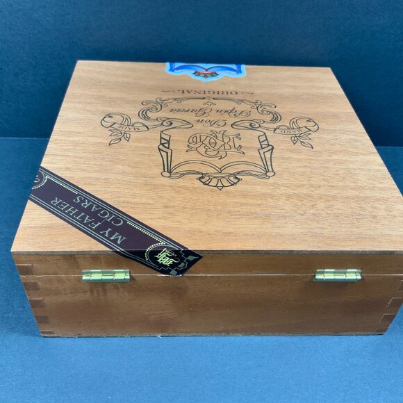 Cigar Box Don Pepin Garcia Original Generosos Empty Wooden Humidor, Hinged Top - Picture 8 of 10